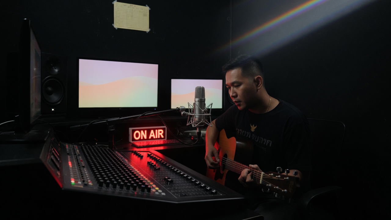 ผู้ช่วยแก้ปัญหาเสียงและ DAW (Audio Engineer)